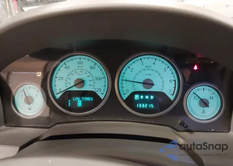 2009 Chrysler Town & Country Touring z USA, uszkodzony, nr VIN 2A8HR54109R513849